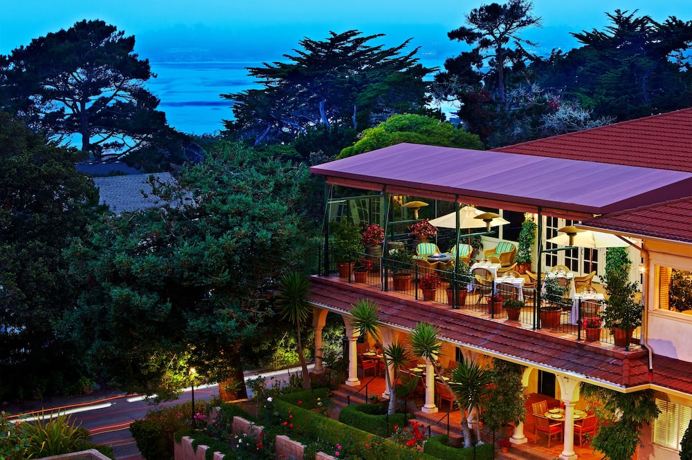 La Playa Hotel