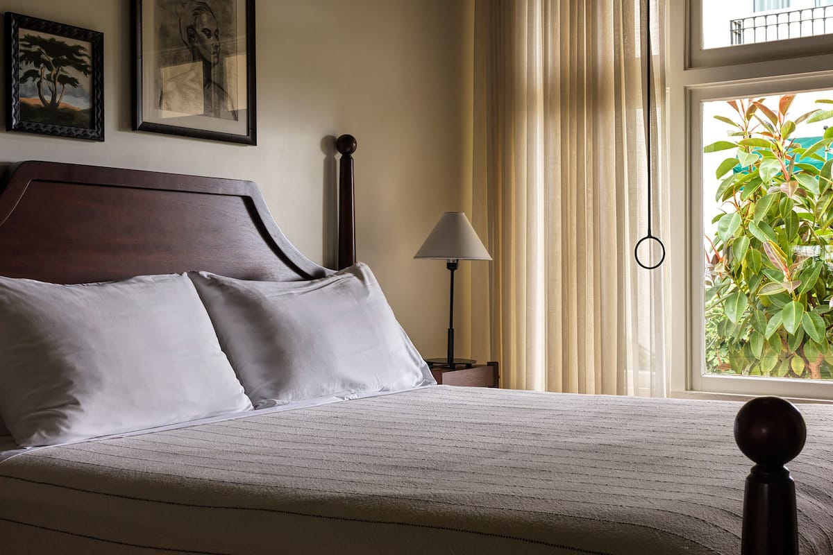 premium bedding, minibar, wifi, bed sheets