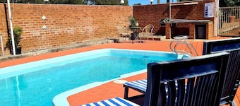 Lake Macquarie Motor Inn