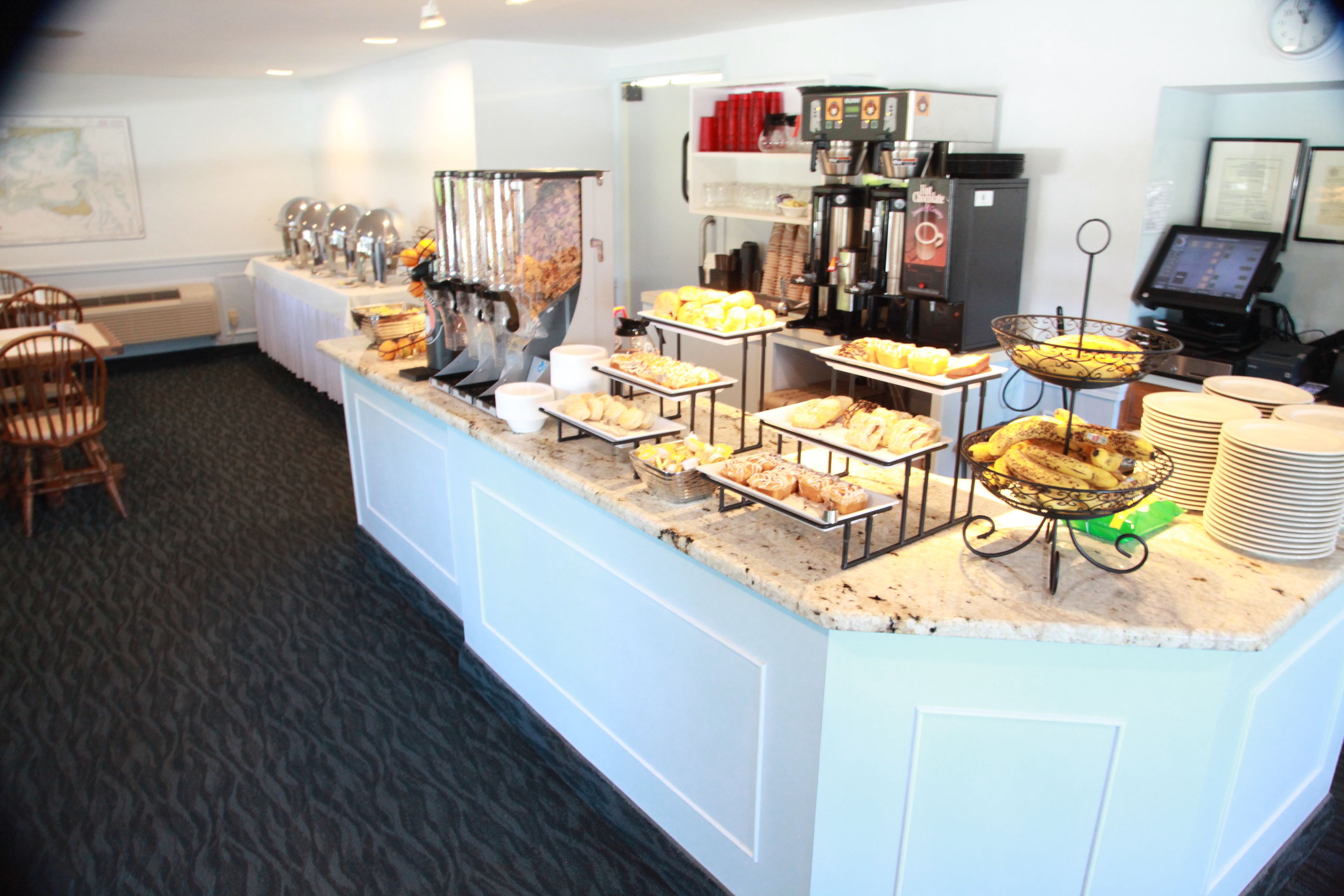 daily full breakfast for a fee