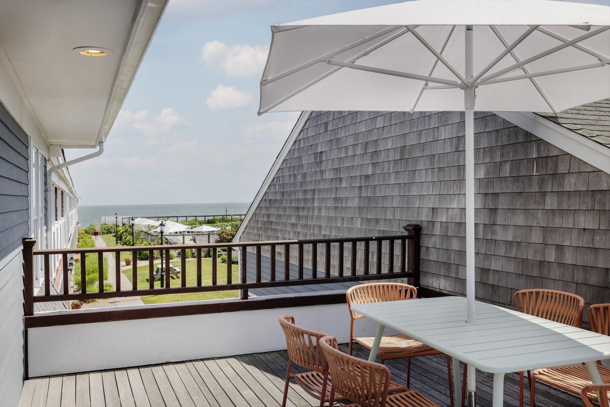 套房 | 客房内保险箱、遮光窗帘、熨斗/熨衣板、婴儿床