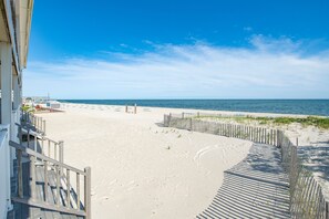Room, 2 Queen Beds, Ocean View