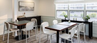 Riviera Beach Resort