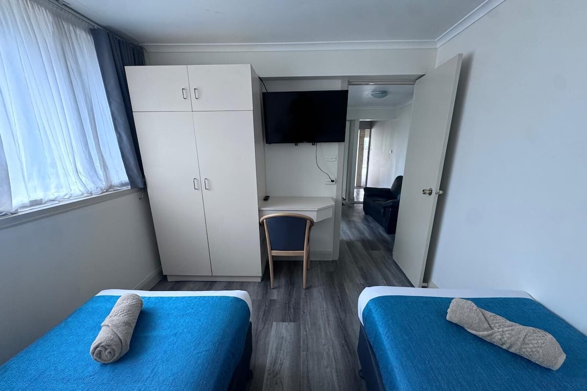 Family Suite, 2 Bedrooms | Premium bedding, pillow-top beds, desk, blackout curtains