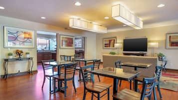 Free daily full breakfast