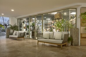 Sala de estar en el lobby