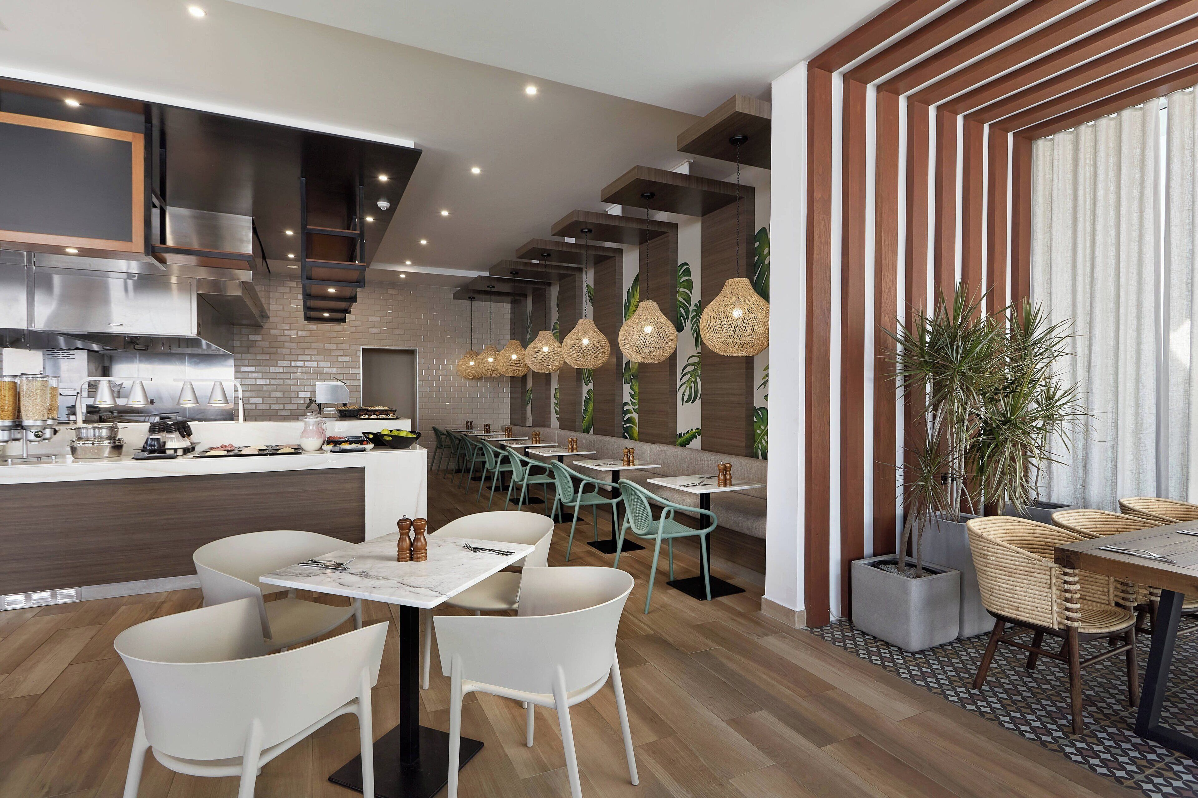 breakfast, lunch, dinner served; international cuisine, pool views