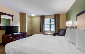 Desk, iron/ironing board, free WiFi, bed sheets