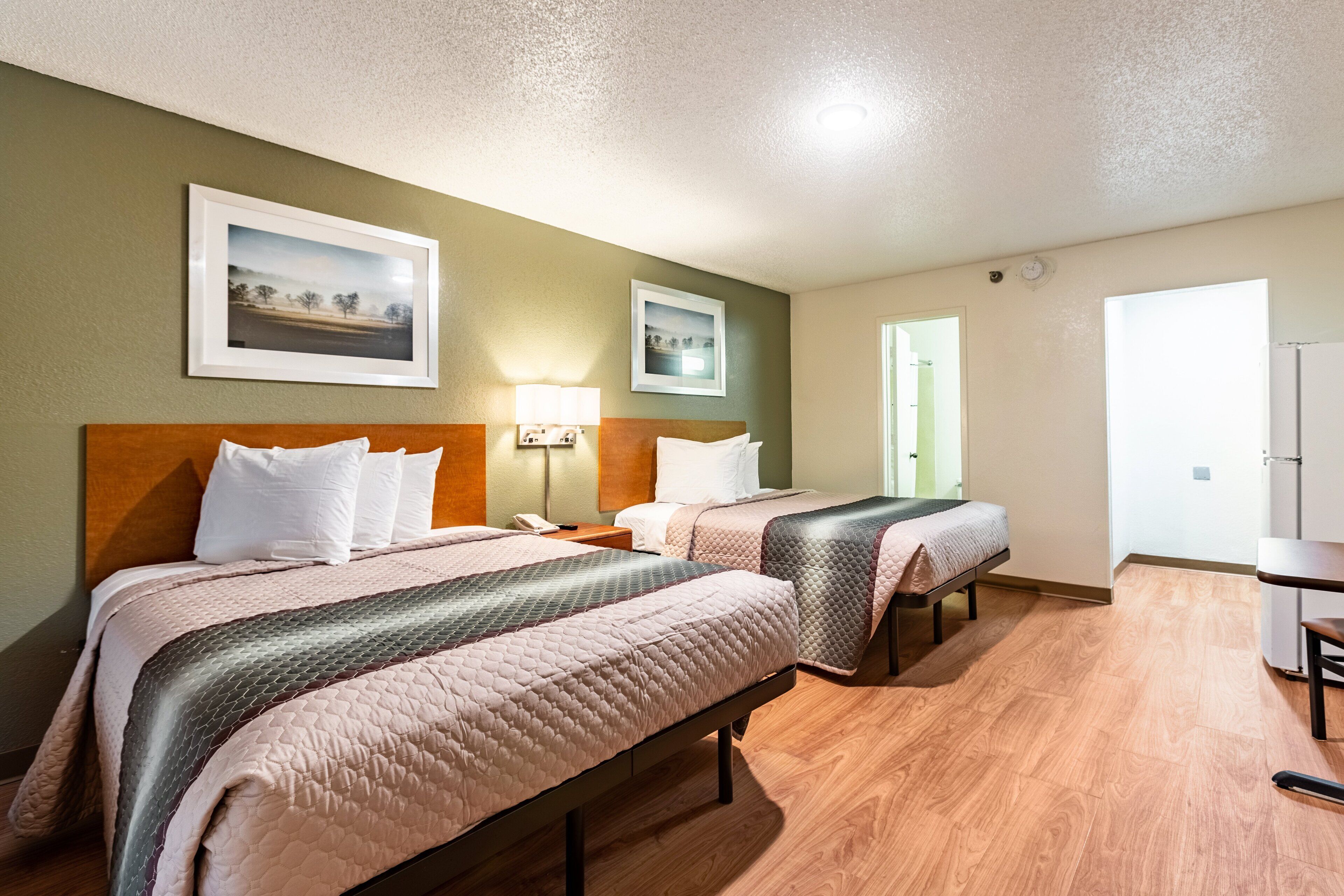 Free WiFi, bed sheets, wheelchair access