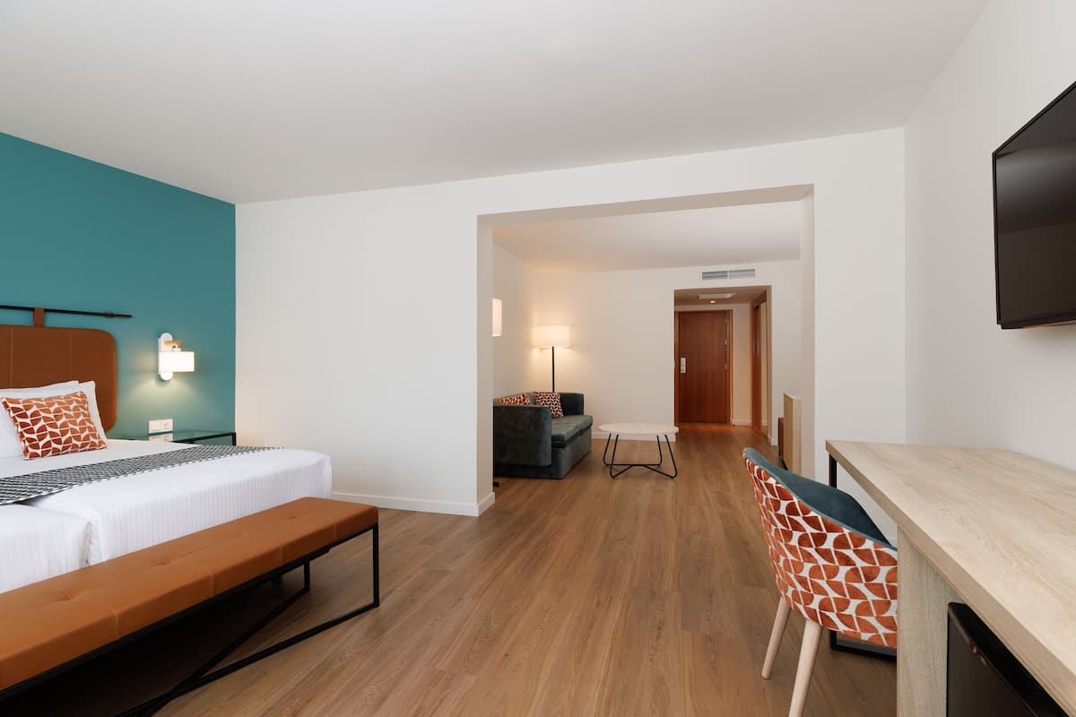 1 habitación, ropa de cama hipoalergénica y minibar
