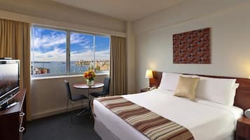 Harbour View Queen | Premium bedding, minibar, in-room safe, desk