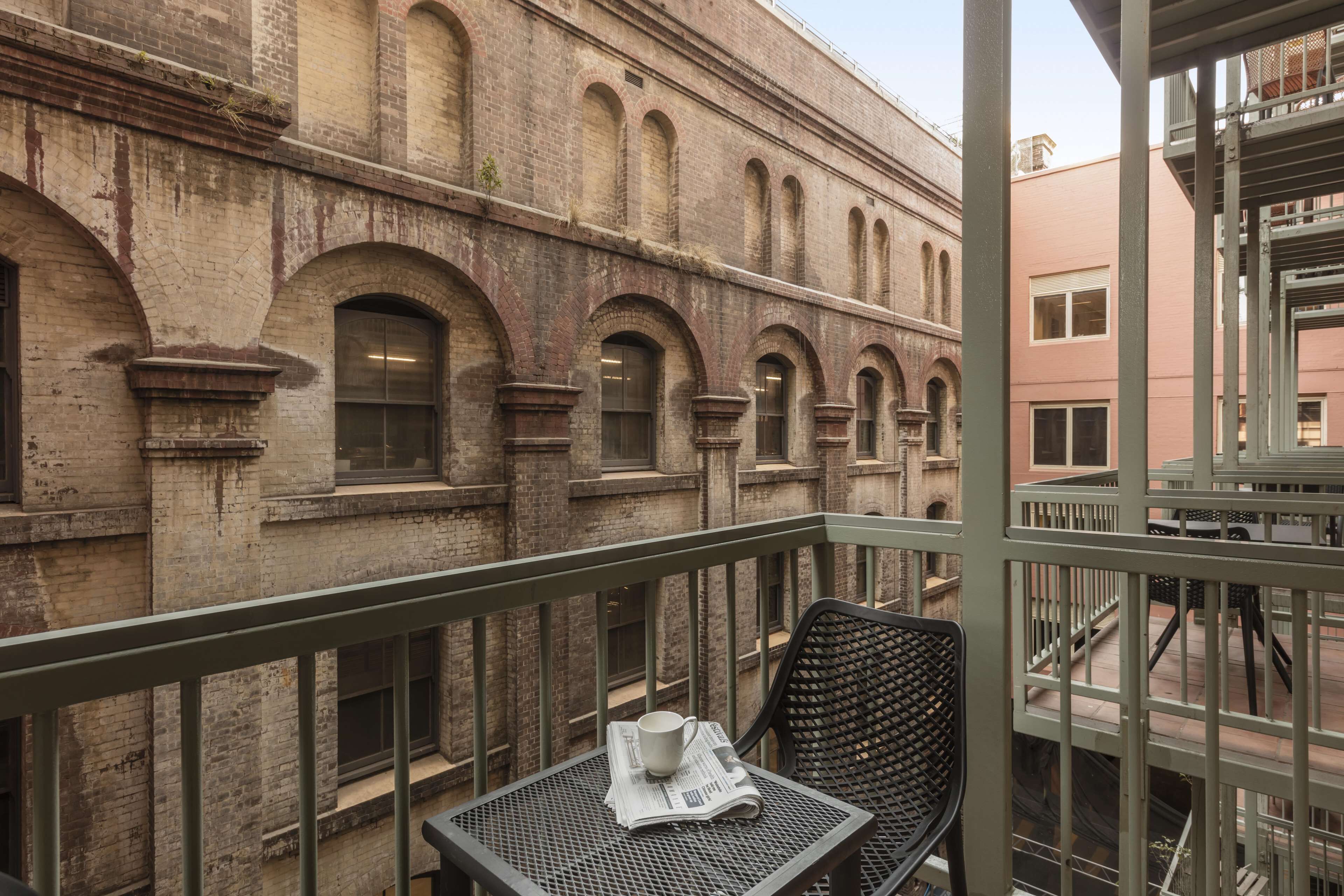 Oaks Sydney Goldsbrough Suites — image 16