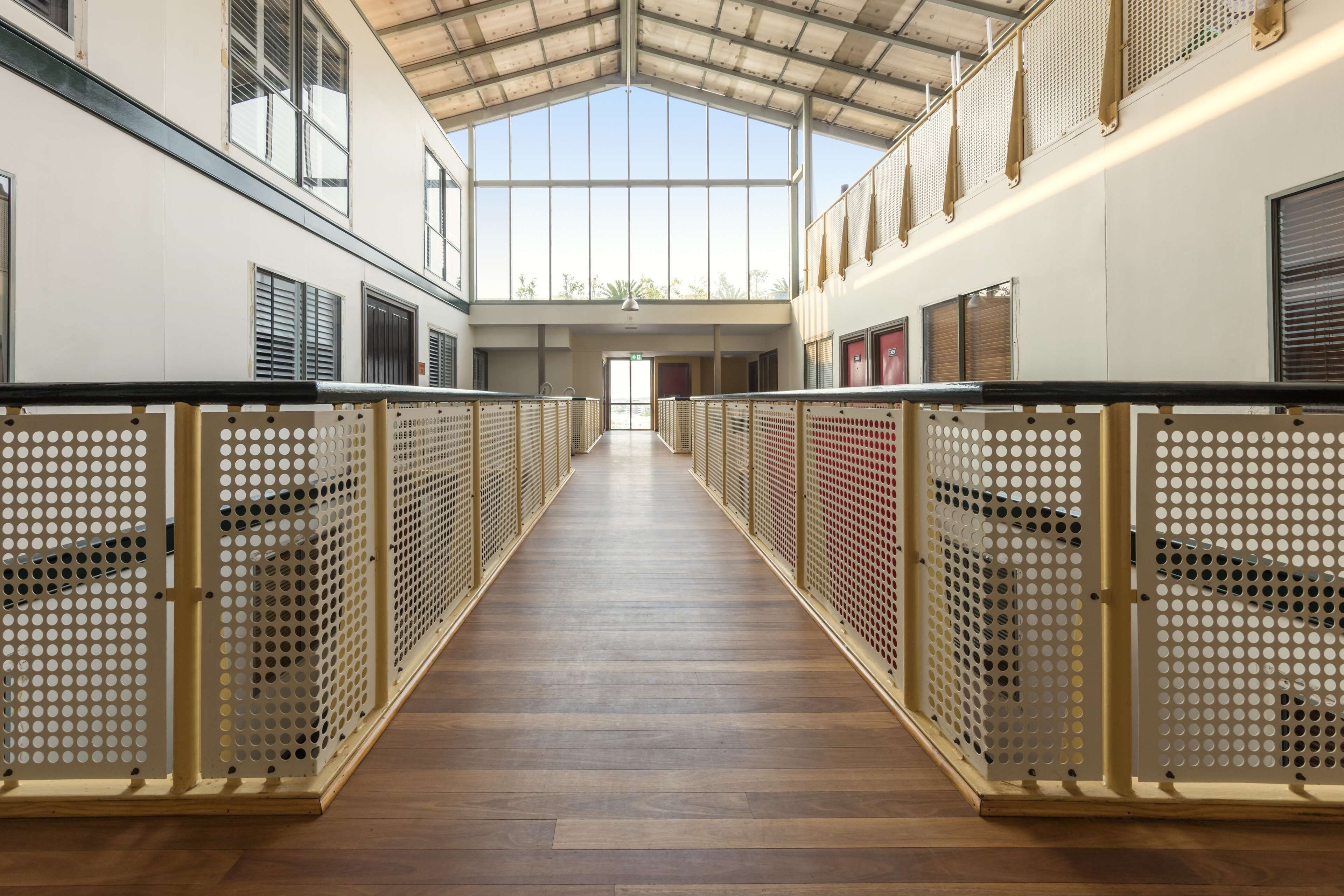 Oaks Sydney Goldsbrough Suites — image 24