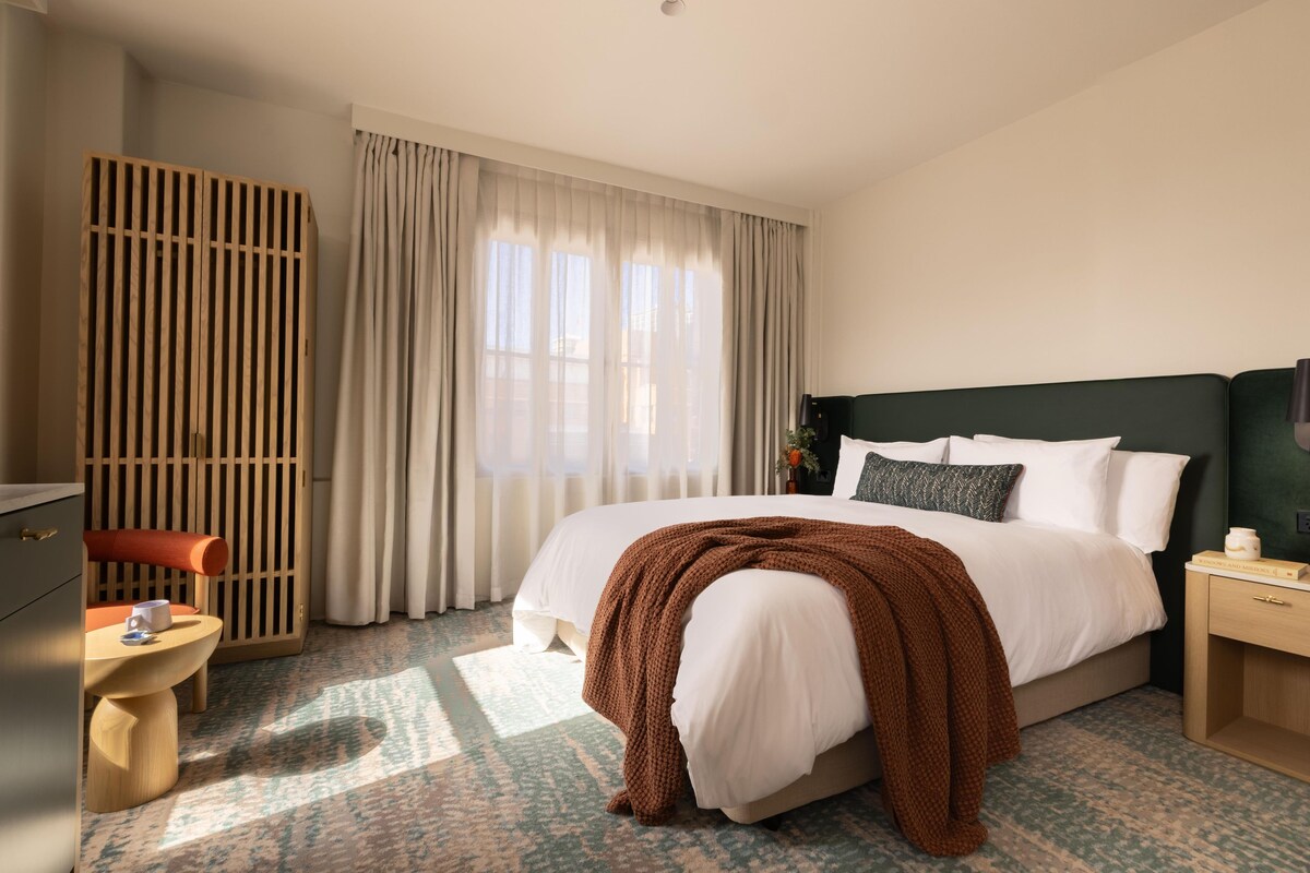 Queen Room, 1 Queen Bed (Heritage) | Hochwertige Bettwaren, Pillowtop-Betten, Minibar, Zimmersafe