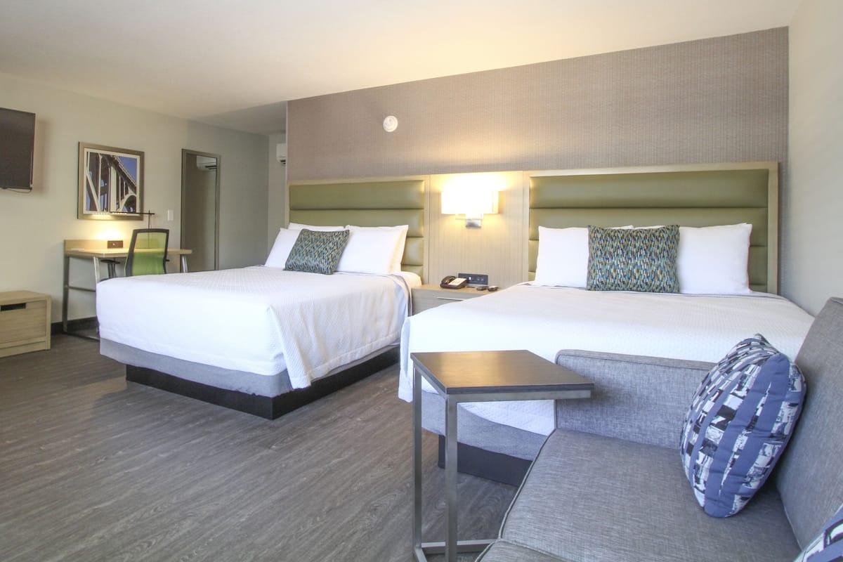 In-room safe, desk, laptop workspace, blackout drapes