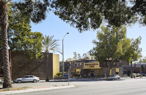 Pasadena Inn at Old Town  