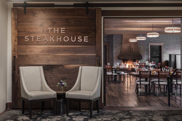 Se sirven desayunos, almuerzos y cenas