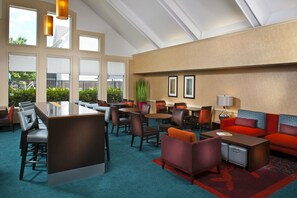 Coin salon dans le hall