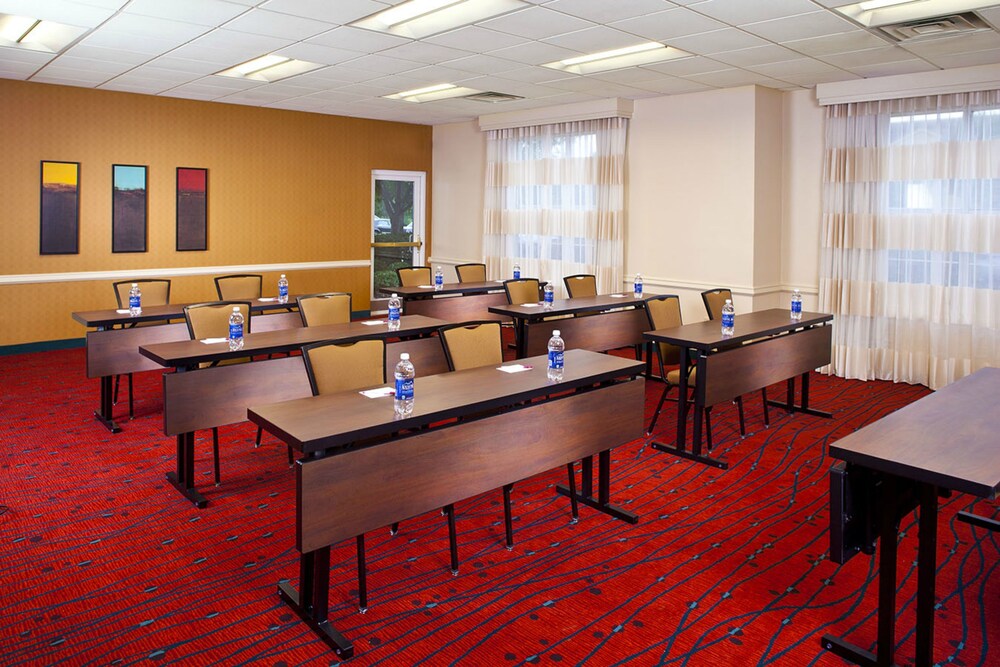 Sonesta ES Suites Birmingham Homewood photo 7