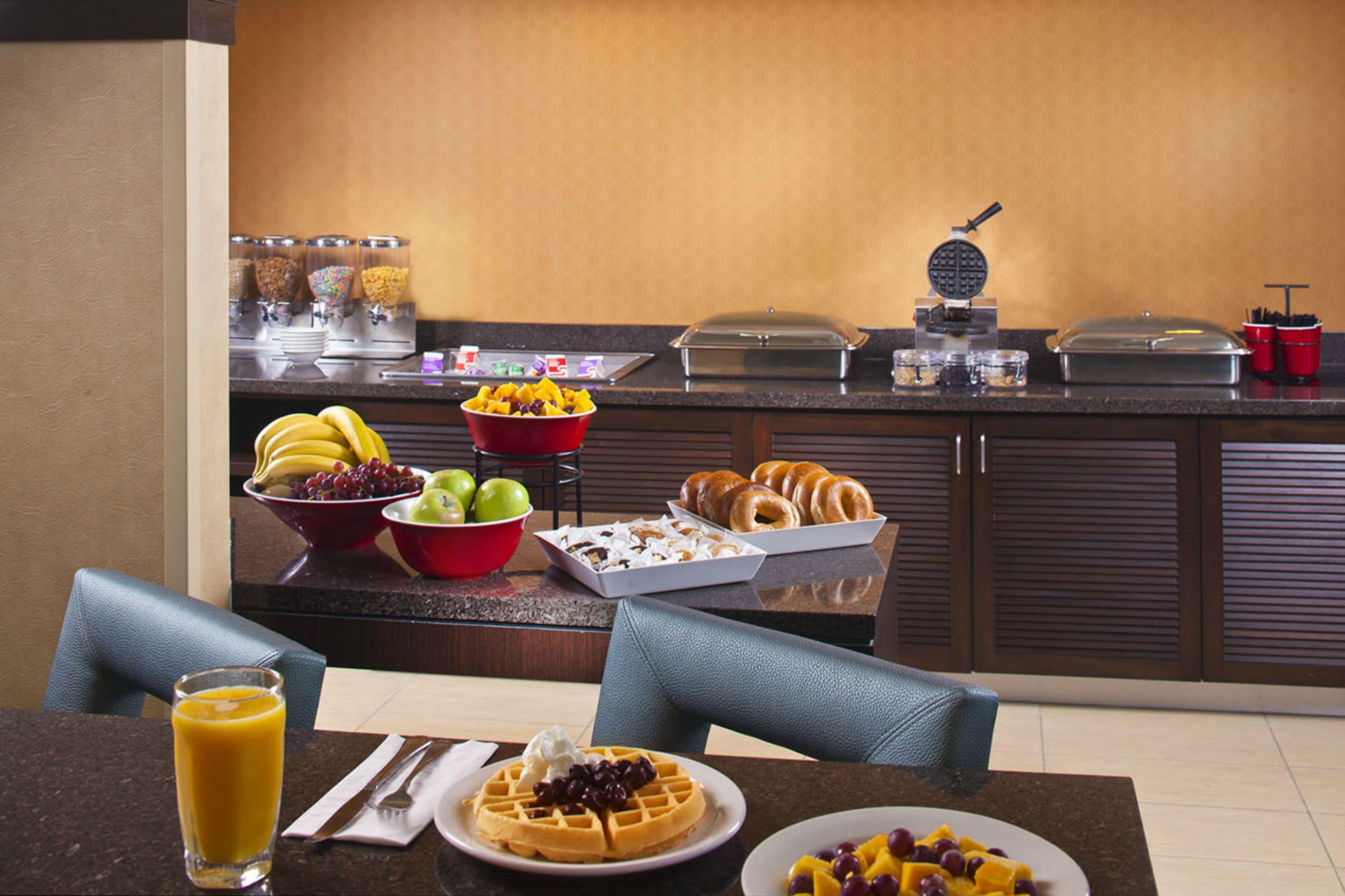 Free daily buffet breakfast 