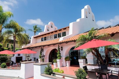 聖克萊門特北海灘區智選假日飯店 IHG 旗下飯店