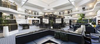 Ramada by Wyndham Diplomat Canberra