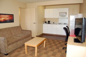 Desk, free WiFi, bed sheets