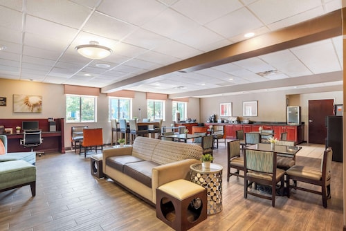 Best Western Plus Oak Mountain Inn