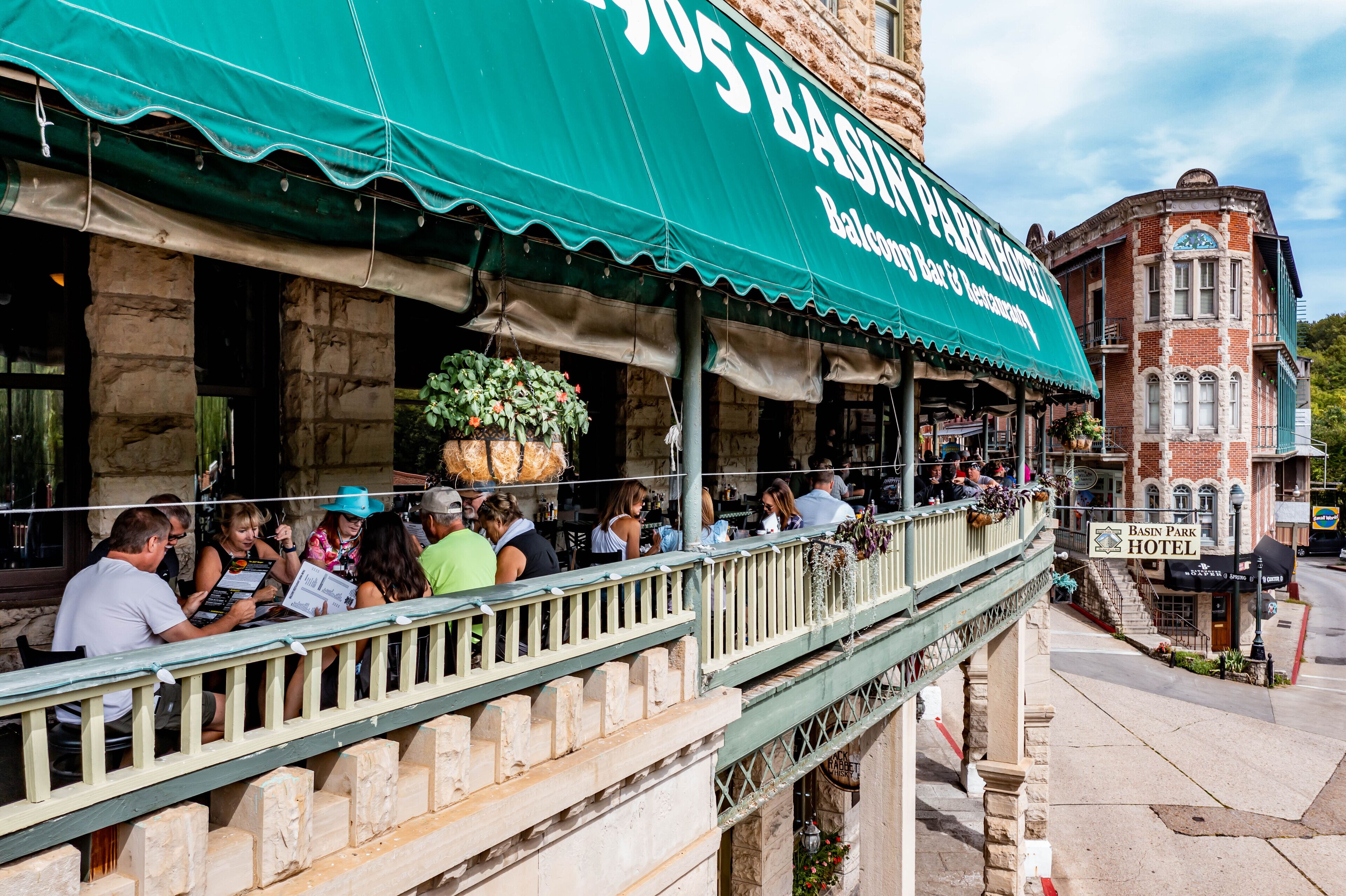 breakfast, lunch and dinner served