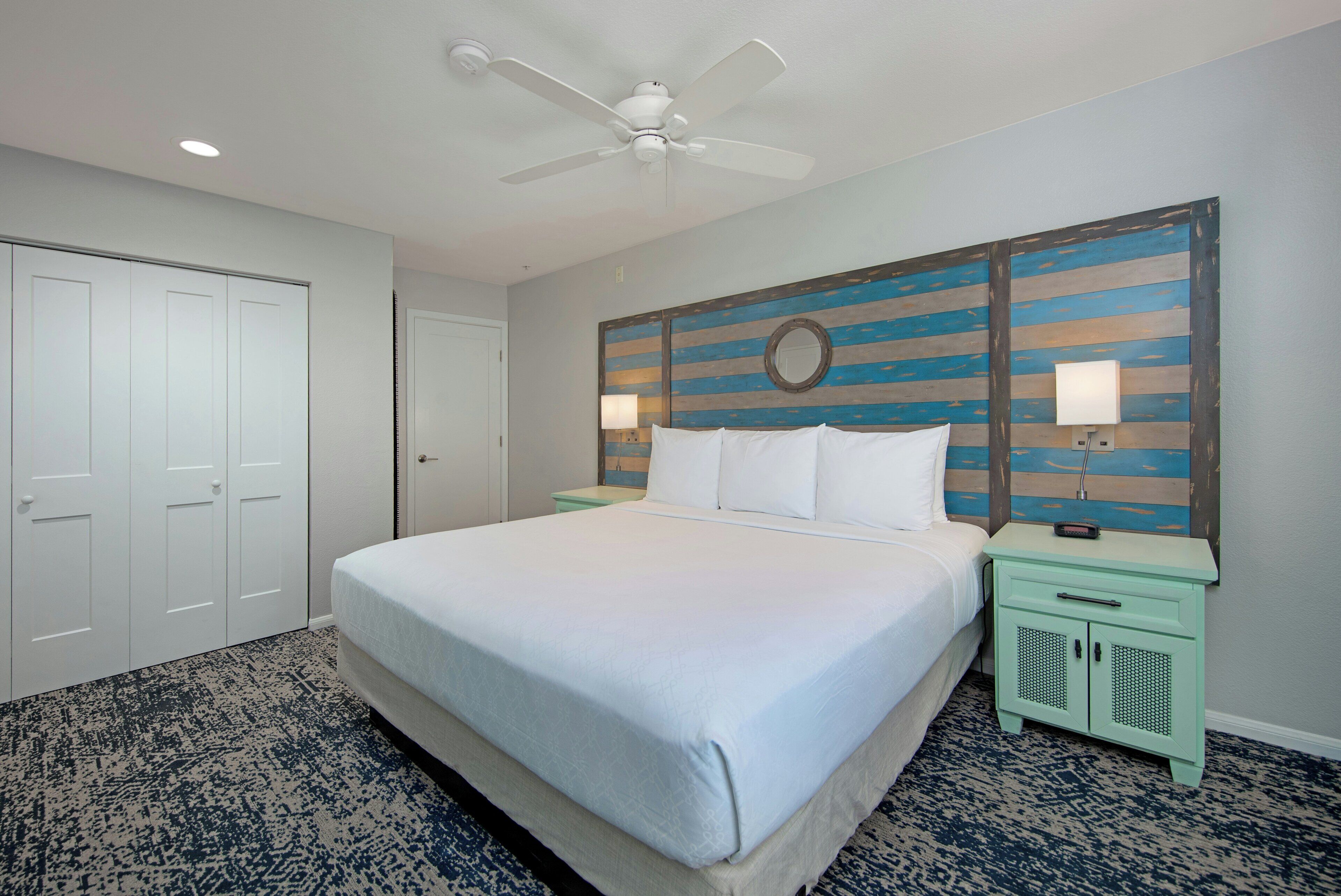 Standard Condo, 1 Bedroom, Kitchen | Minibar, iron/ironing board, WiFi, bed sheets