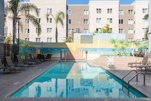 Private pool