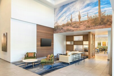 Fairfield Inn & Suites by Marriott Scottsdale Old Town