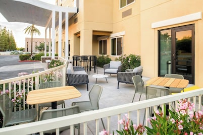 Fairfield Inn & Suites by Marriott Scottsdale Old Town