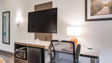 Pillow-top beds, desk, soundproofing, iron/ironing board