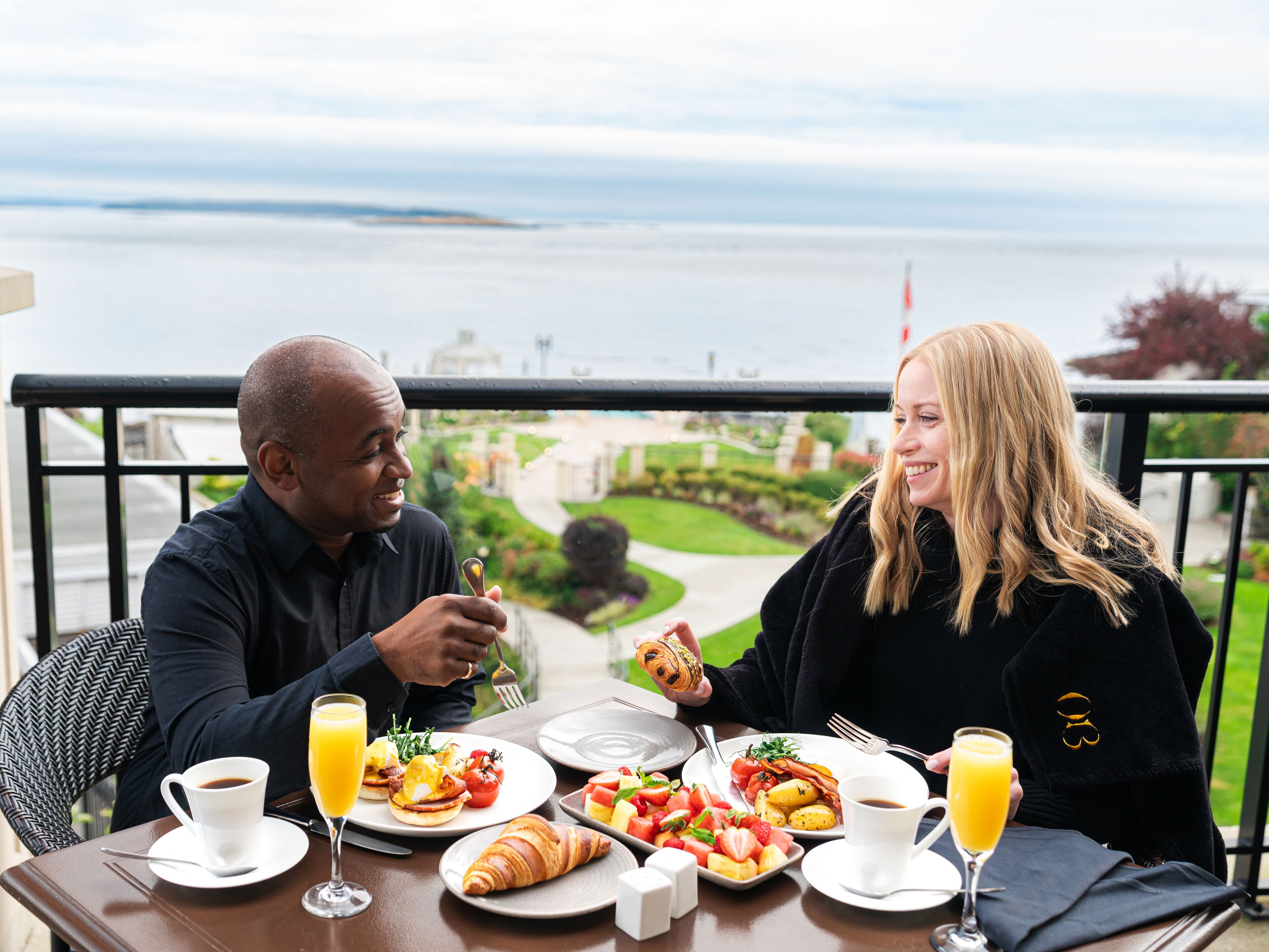 Frukost enligt egen beställning varje dag mot avgift