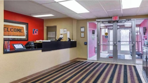 Studio 6 Extended Stay Rochester Greece NY