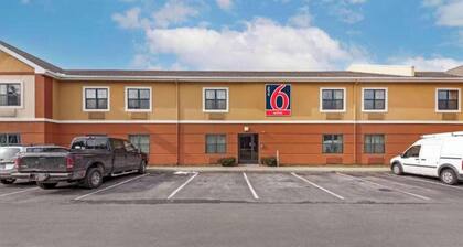 Studio 6 Extended Stay Rochester Greece NY