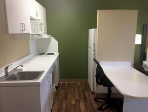 Private kitchenette