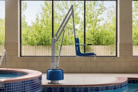 Holiday Inn Express and Suites Indianapolis W Airport Area, an IHG Hotel - Image 30