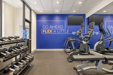 Holiday Inn Express and Suites Indianapolis W Airport Area, an IHG Hotel - Image 18