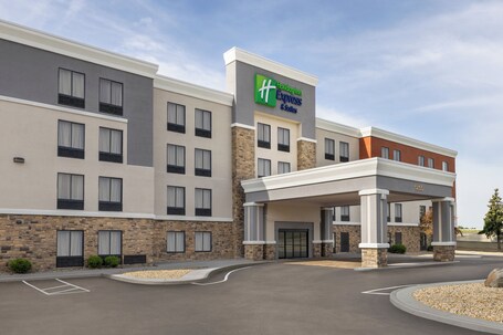 Holiday Inn Express and Suites Indianapolis W Airport Area, an IHG Hotel - Image 39