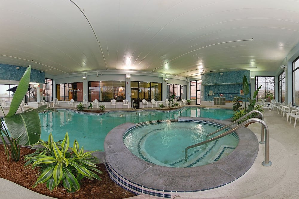 Holiday Inn Express and Suites Indianapolis W- Airport Area by IHG