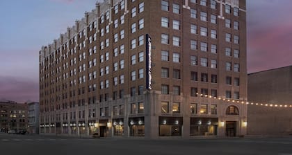 Hampton Inn Indianapolis Downtown Across from Circle Centre