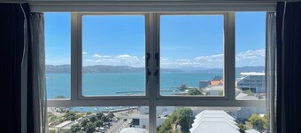 Bay Plaza Hotel