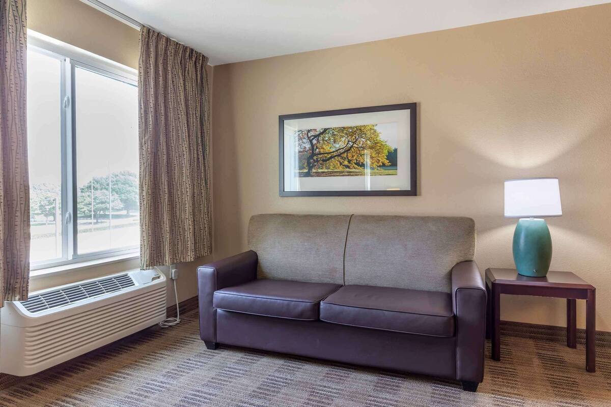 desk, laptop workspace, iron/ironing board, free wifi