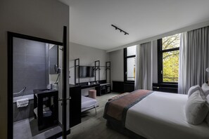 Premium bedding, minibar, in-room safe, individually decorated
