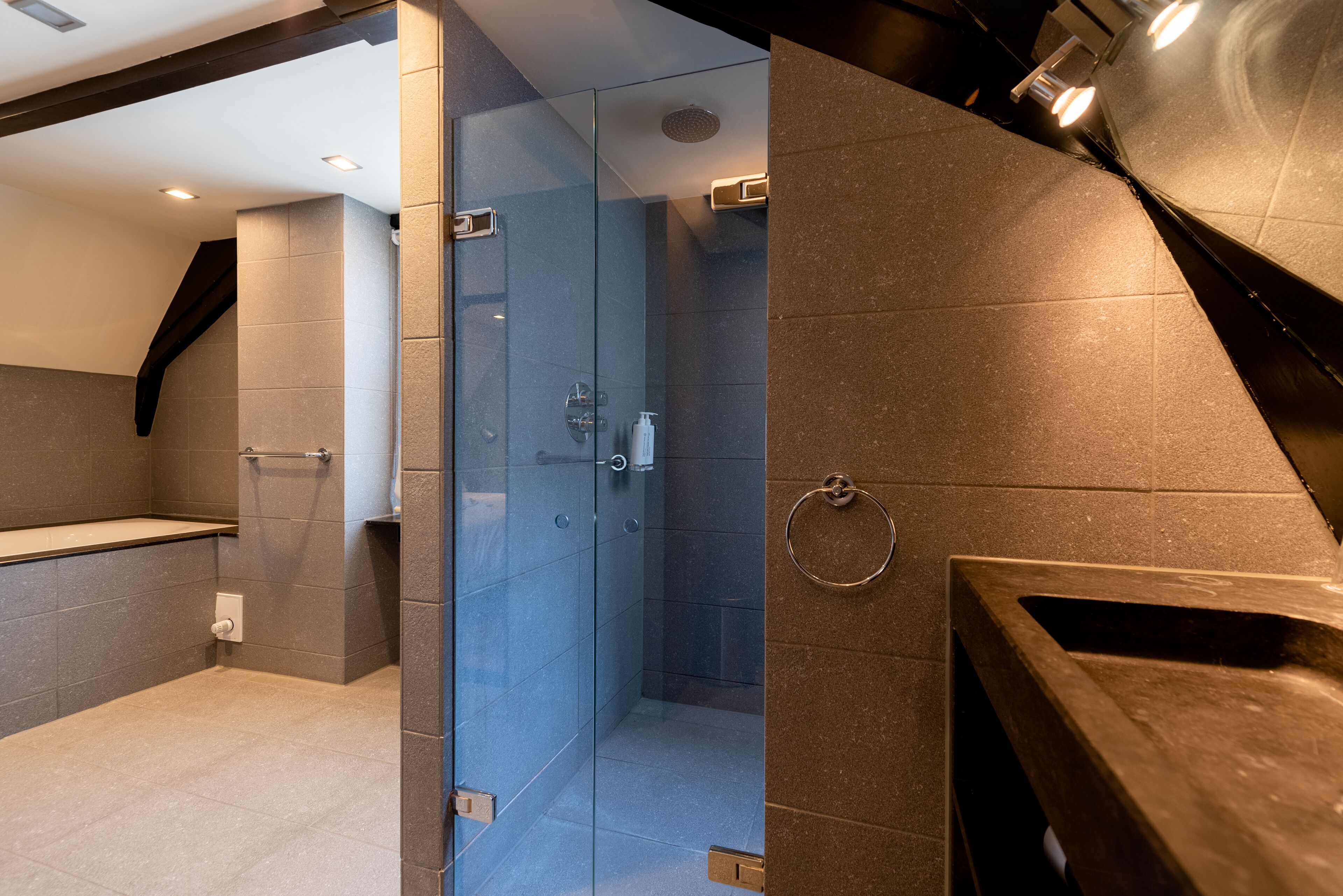 loft, 2 bedrooms | bathroom | eco-friendly toiletries, hair dryer, towels, soap