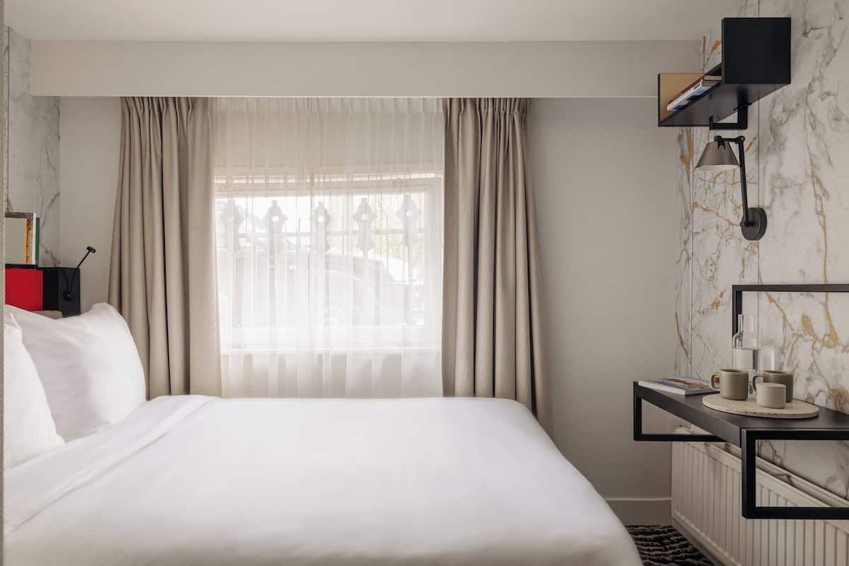 Chambre Confort, 1 lit double (Limited View) | Ăquipement de lâhĂ©bergement