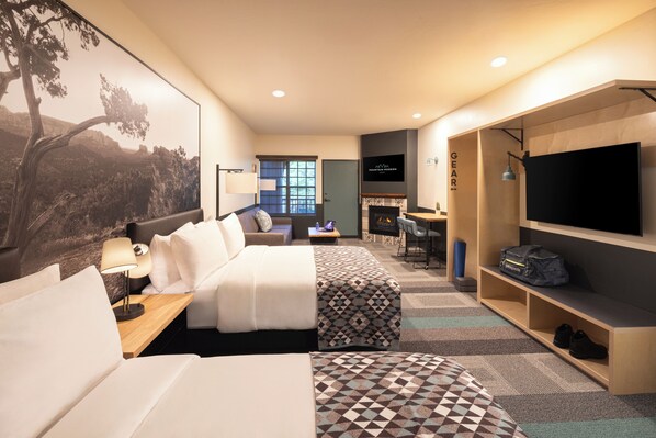 Studio, Multiple Beds, Patio