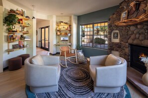 Sala de estar en el lobby